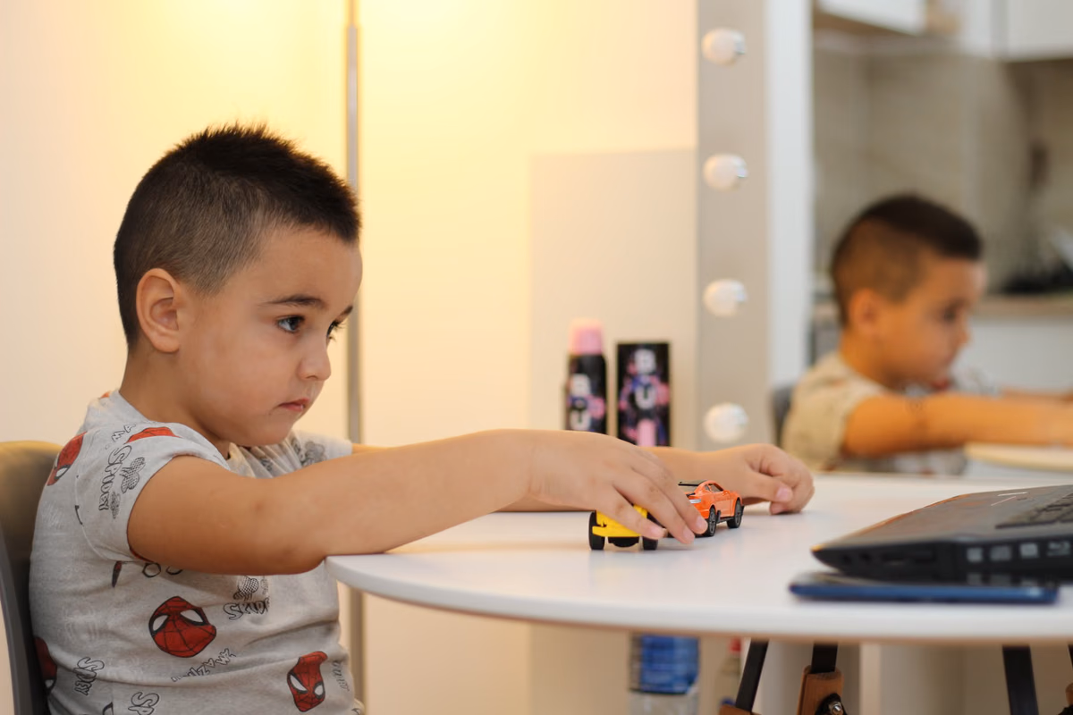Piles dans les enfants