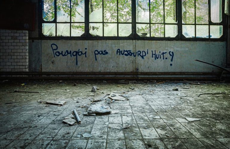 Titre non disponible